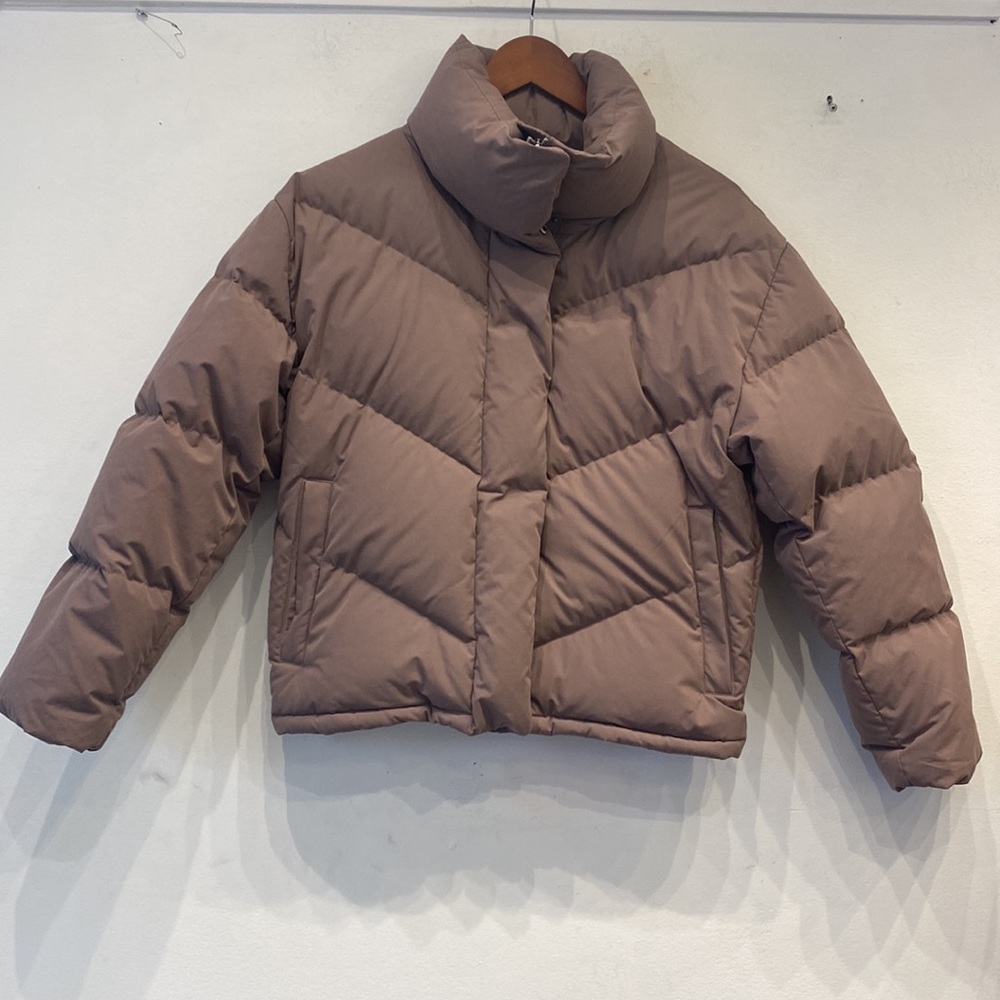 SOLD Aritzia Wilfred 2XS Stone Taupe Brown The Cloud Puff Jacket Short Zip Coat - Picture 3 of 7
